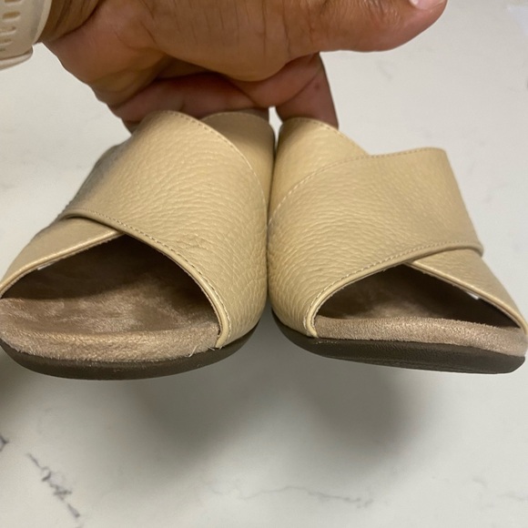 Vionic Beige Cross-Strap Wedges